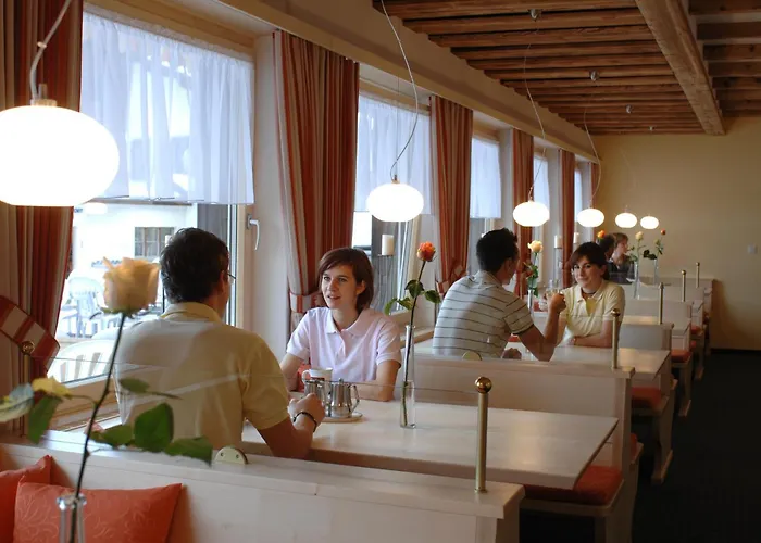 3-Sterne-Hotel: Hotel Buenda Davos
