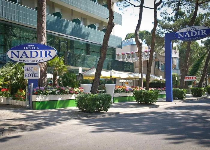 Resort: Hotel Nadir