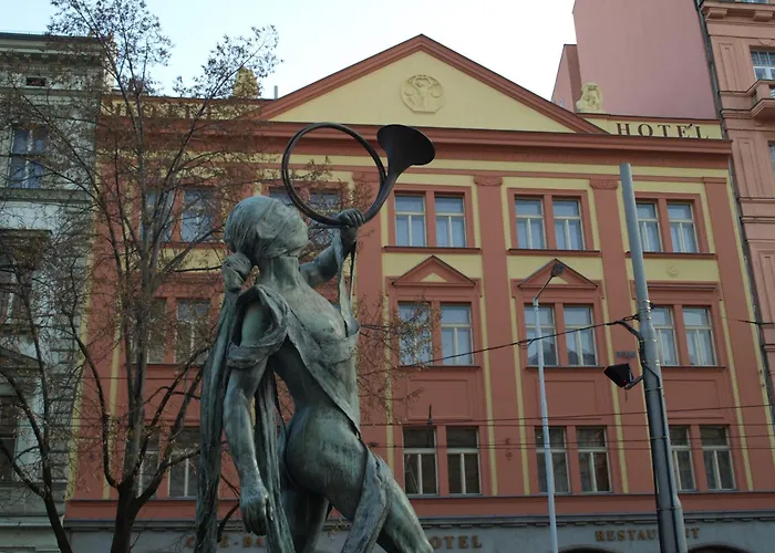 Günstiges Hotel: Hotel Zlata Vaha