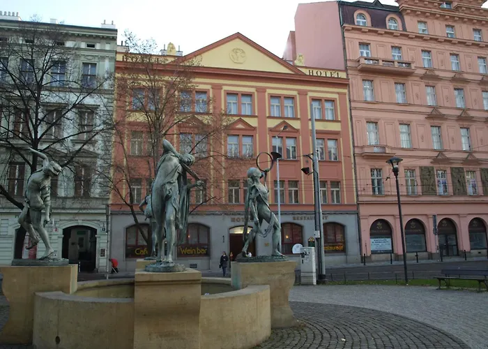 Günstiges Hotel: Hotel Zlata Vaha