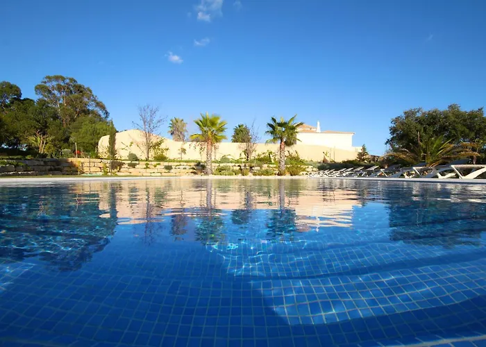 Hotel con vistas: Pinheiros Da Balaia Villas
