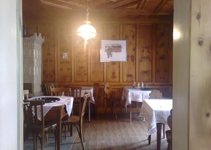B&B Hotel & Appartements Chasa Valaer