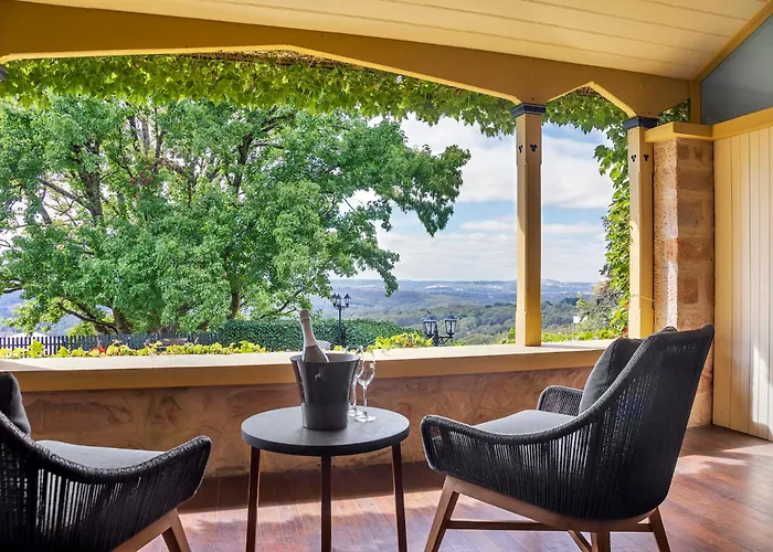 Hotels with tennis Mount Lofty House & Estate Adelaide Hills - Adults Retreat