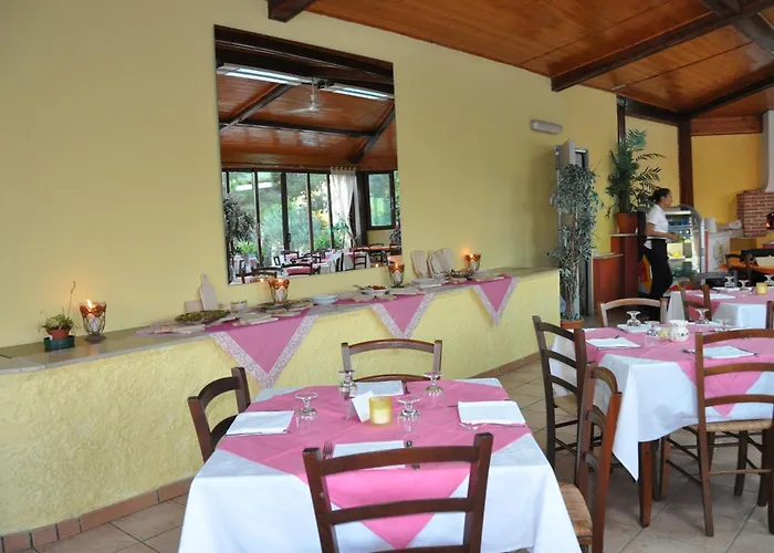 Hotel vicino al College: Camping Village Pedra E Cupa