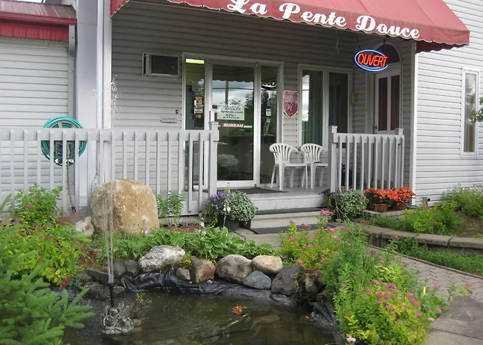 Resort: Motel De La Pente Douce