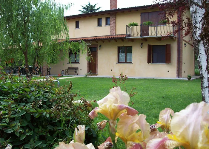  Agri Village Pavia