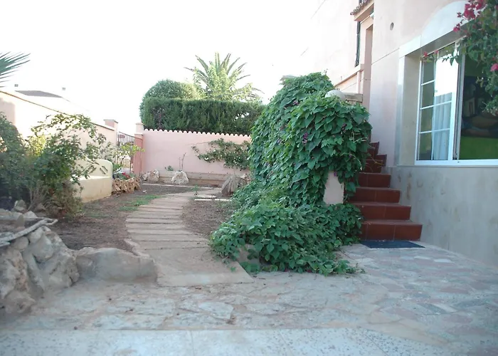  Hostal Paris Ciutadella