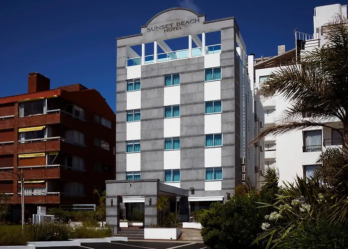 Hotel central: Hotel Sunset Beach