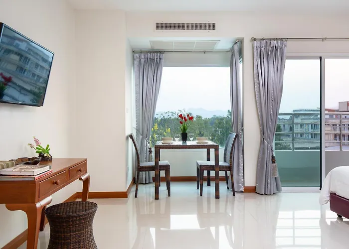 Kanchanaburi City Hotel