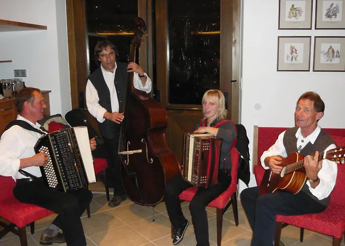 Hotel vicino al College: Hotel Zum Tiroler Adler