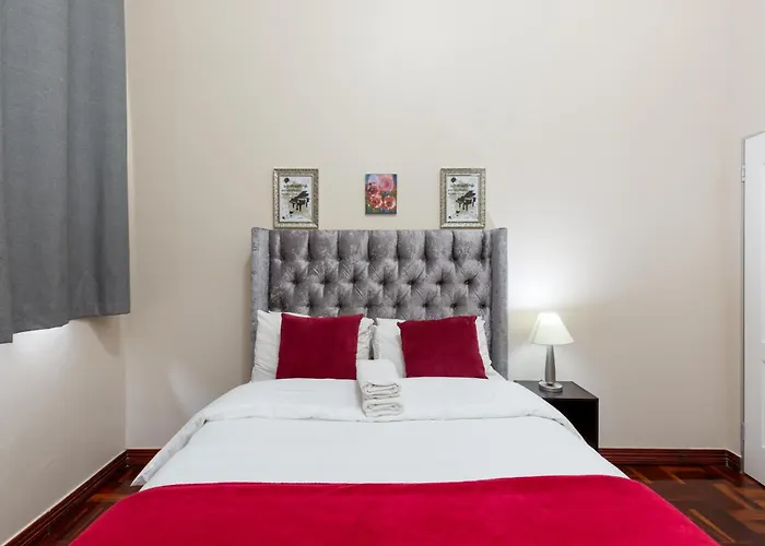 Cape Palm Royal Guest House