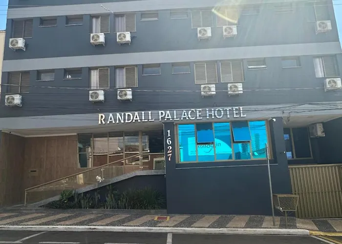  Randall Palace