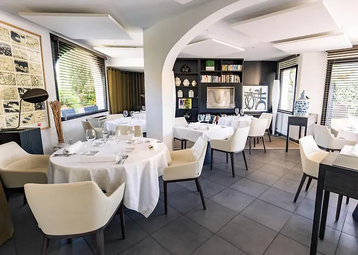 Hôtel avec piscine: Bdesign & Spa