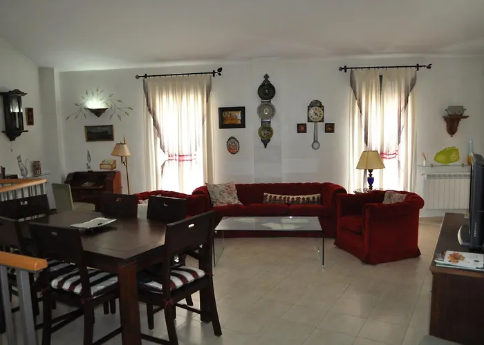 Apartamentos La Casa Pintada