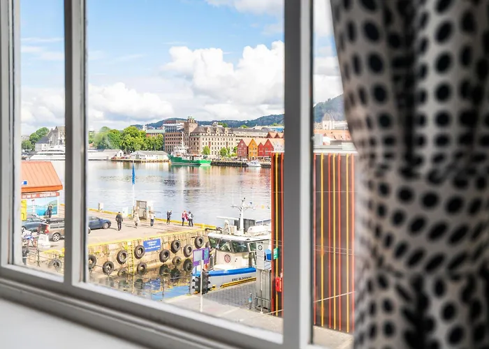 Hotel with view: Magic Kloverhuset Harbour Hotel, A Member Of Radisson Individuals