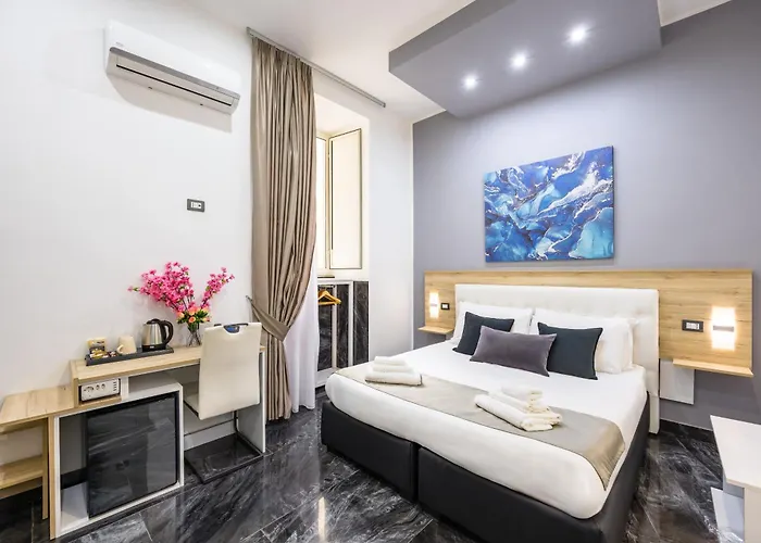 Hotel barato: Palace Napoli