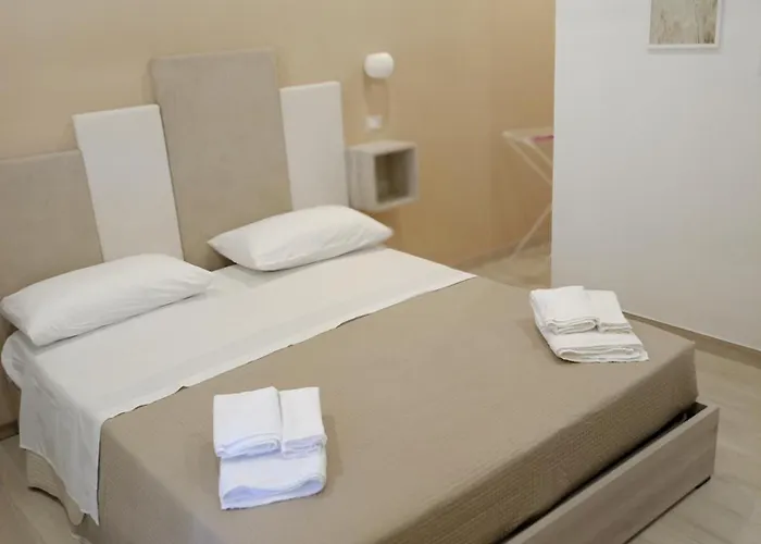 Mary'S Rooms