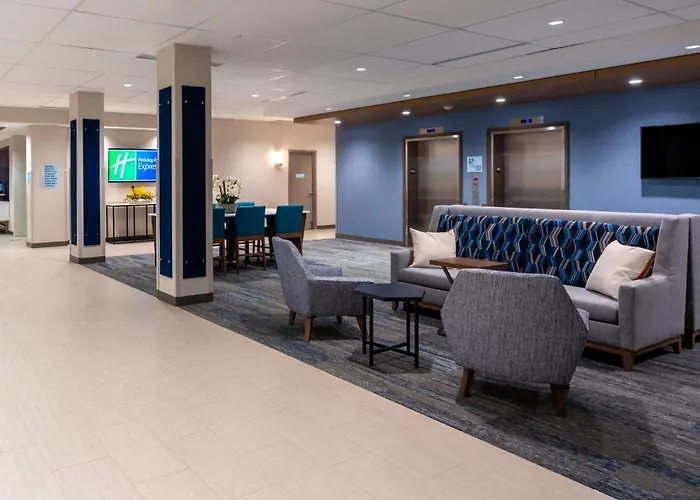 Holiday Inn Express & Suites Vaughan-Southwest By Ihg