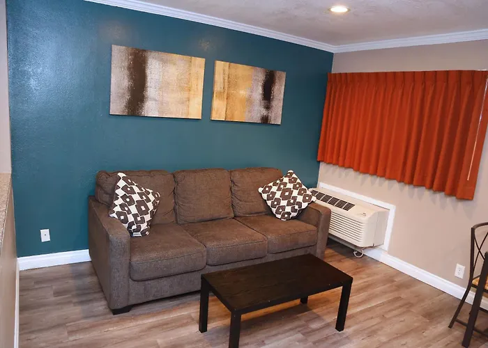All Motels Anaheim Executive Inn & Suites