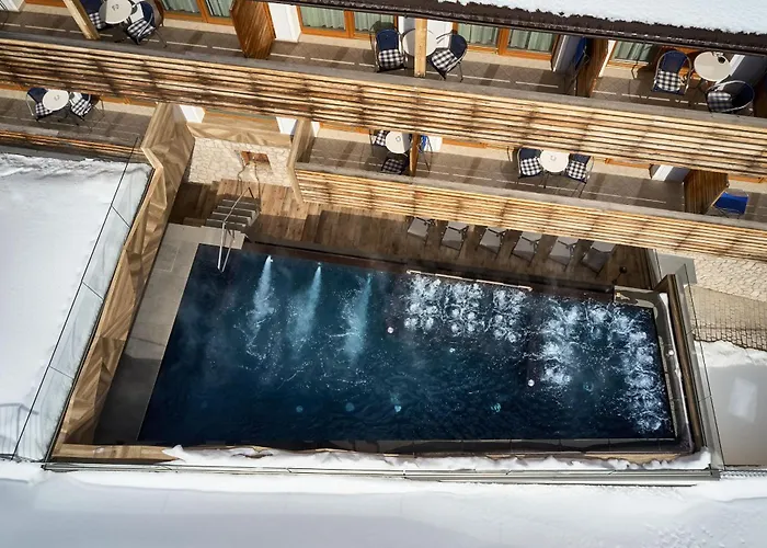 Hotel Jacuzzi: Mountain Hotel Mezdì