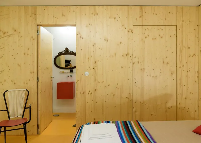 14º Esquadra — Cais Das Pedras Guest House