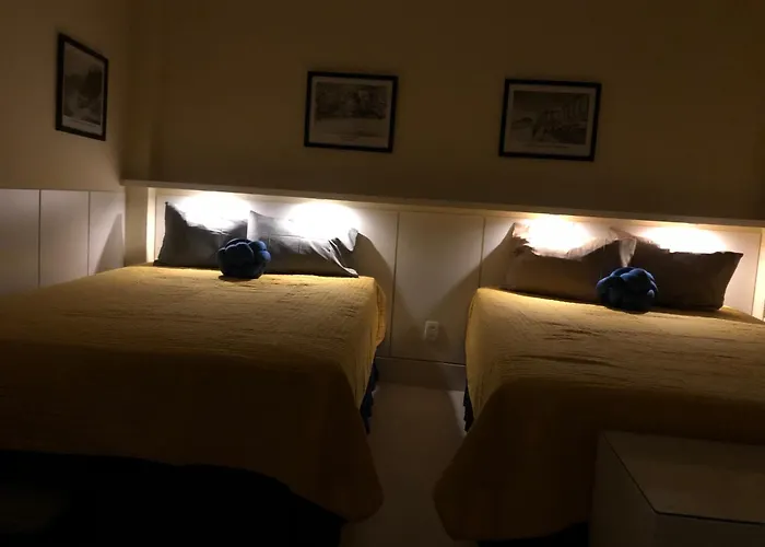 Hotel perto da faculdade: Copa Beach Home - Copacabana Posto 4 Quadra Da Praia