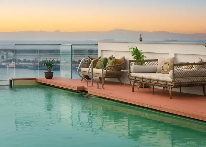 Luxury hotel only: La Residencia Puerto Hotel & Spa
