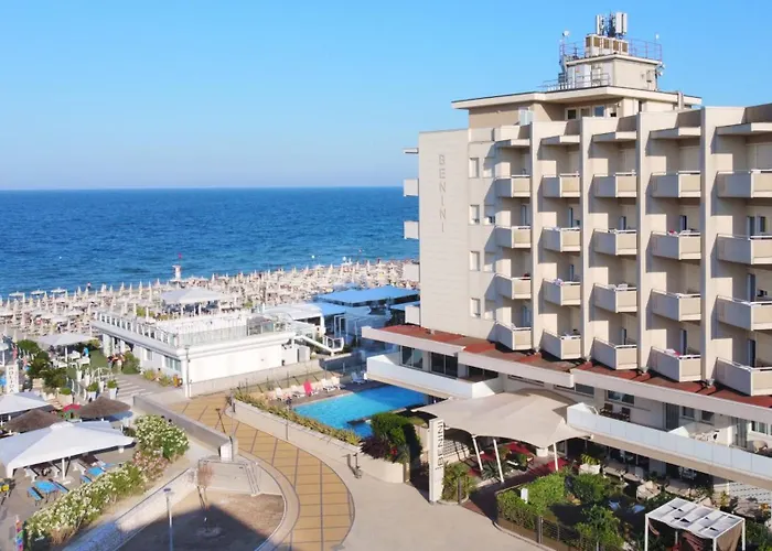 Hotel Jacuzzi: Hotel Benini