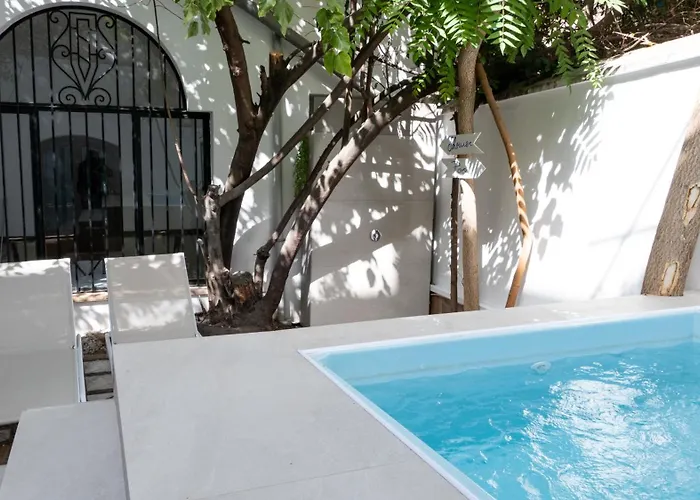 Cheap hotels Gala Placida 1923