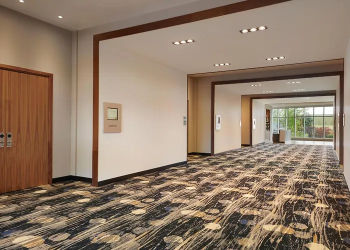 Courtyard By Marriott Calgary Airport