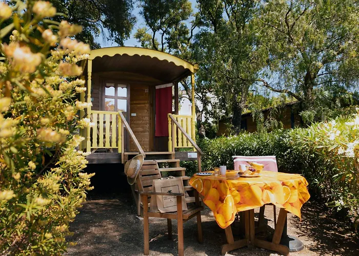 Hôtel accueillant les animaux: Camping de la Treille