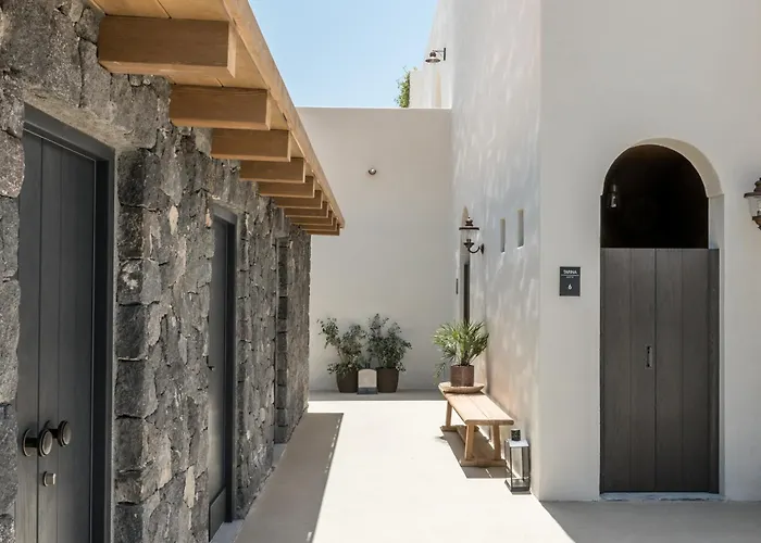 Istoria, A Member Of Design s