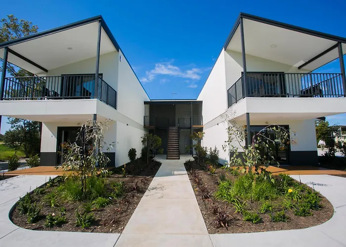 Dog friendly hotels Banksia Tourist Park