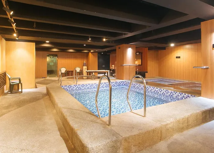 Hotel suites Reddoorz Premium At Jjimjbang Spa