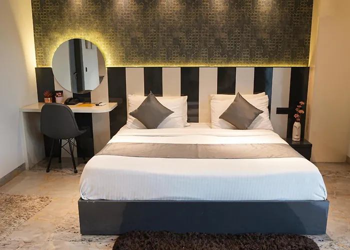 Hotel with view: Metro Studios