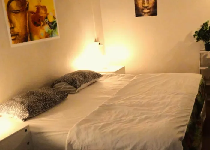 Bed and Breakfast Zen Harmony House Sydney