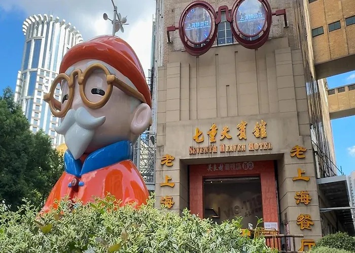 Cheap hotel: Seventh Heaven Hotel