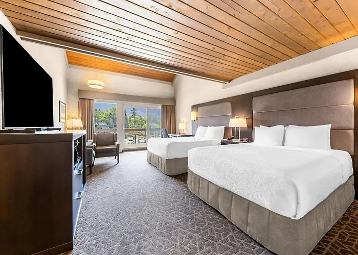 Best Western Plus International Lodge