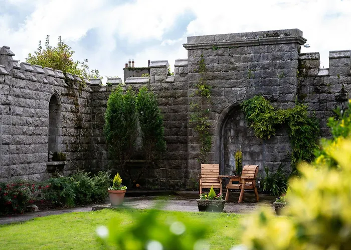 Pets Allowed Hotel Lonsdale House Boutique Apartments