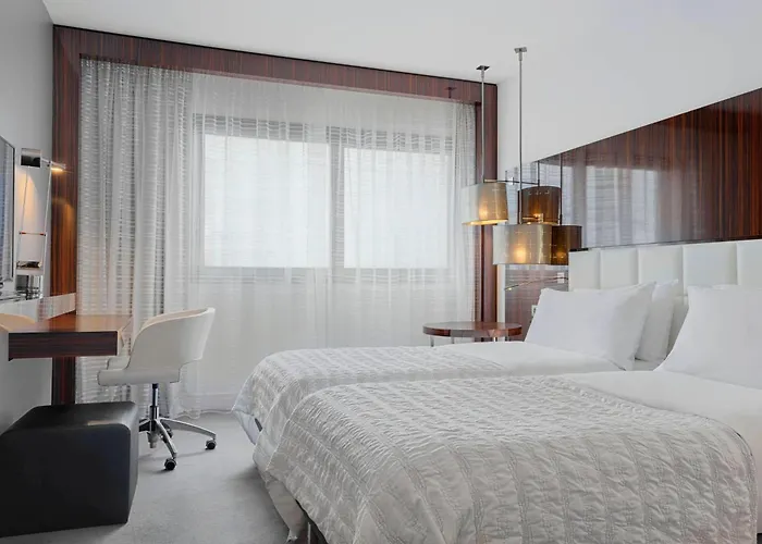 Le Meridien Arc De Triomphe
