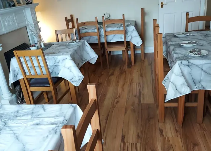 Guest house: Legenderry B&B