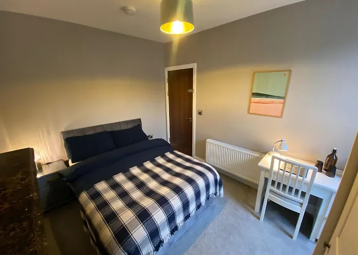 Guest house: Fern House