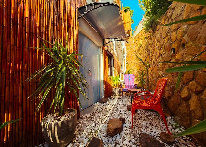 Pension Guide Beachwood Camps Bay
