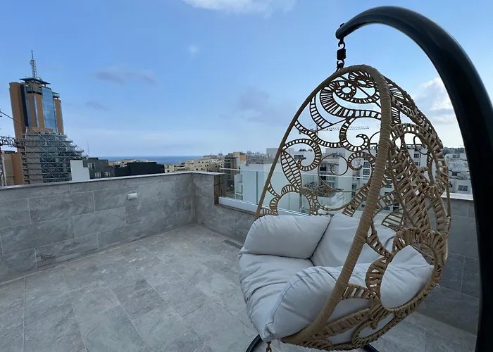 Balcony Studios