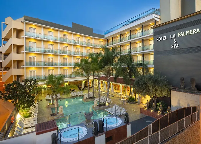 Hôtel 3 étoiles: Hotel La Palmera & Spa