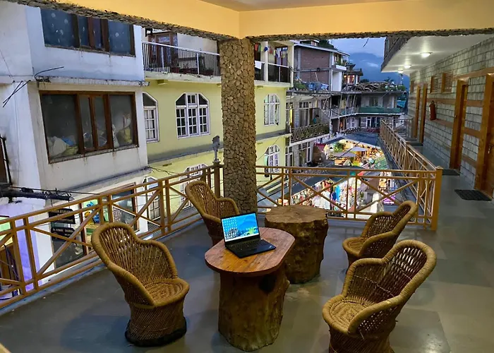Central hotel: The Vashisht, Manali - A Four Star Luxury Hotel