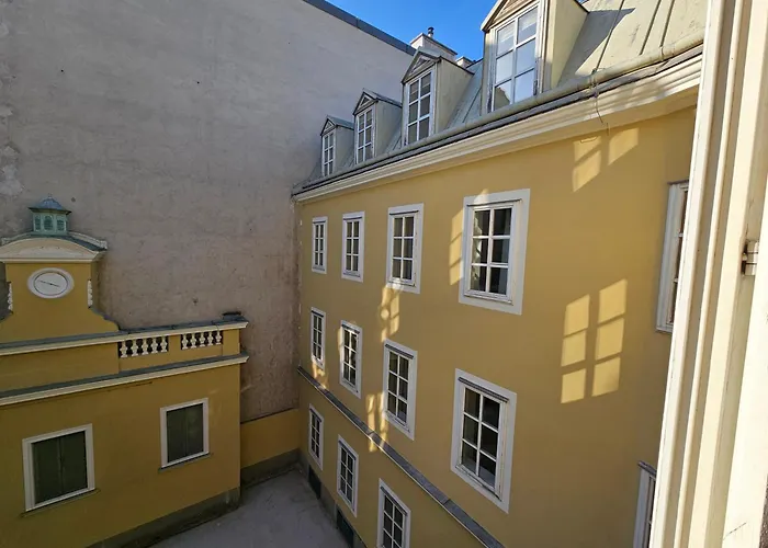 Parklane Boutique Hotel - Newly Renovated