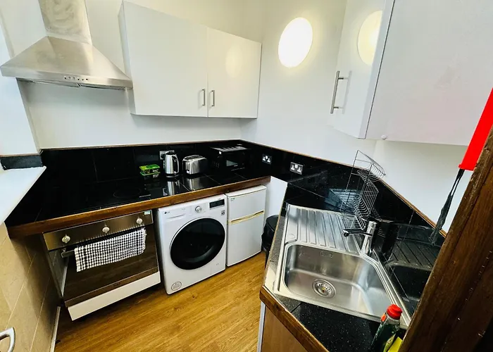 Pet Friendly hotel: Berkley Apartments