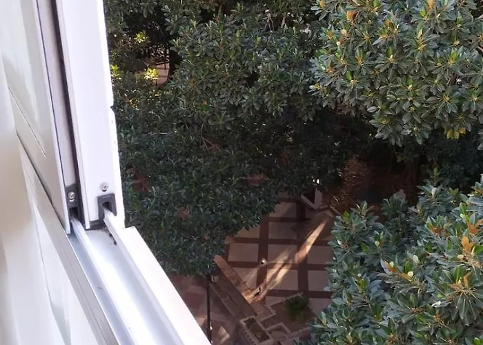 Hotel Jacuzzi: Reina Victoria Prado Sastre