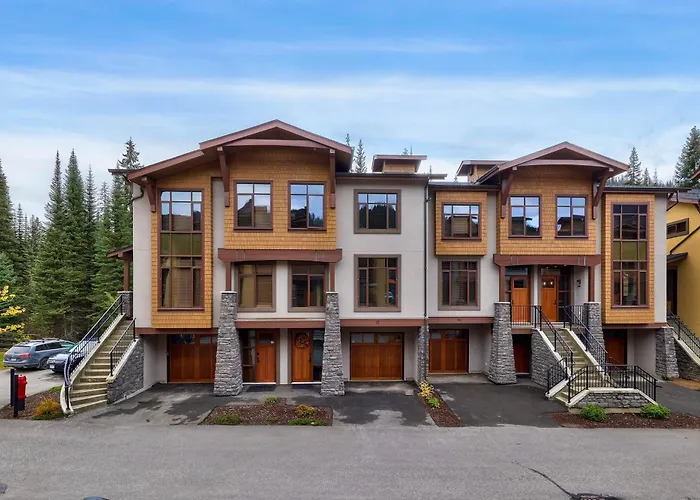 Vacation rental: 17 Village Walk Sun Peaks Bc